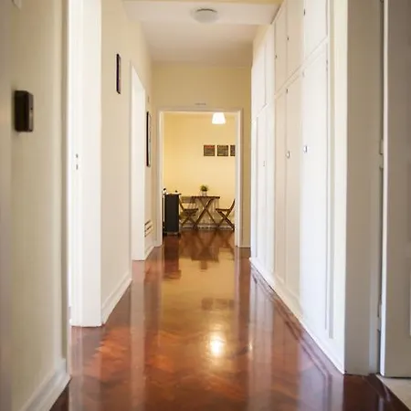 Autentik לינה וארוחת בוקר *